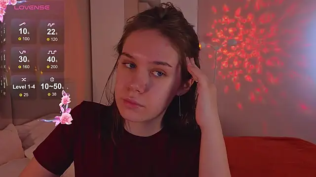 Snapshot of Mia_Luw chatting on 11-09-25, 04:55 Mia Luw online show from 11-09-25, 04:55