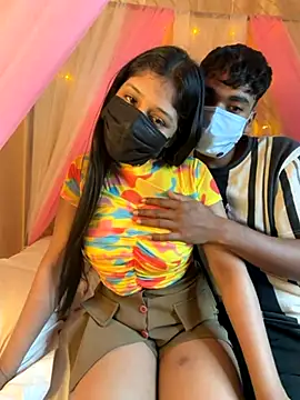 Snapshot of hotgirlpriya789 chatting on 11-17-25, 04:46 hotgirlpriya789 online show from 11-17-25, 04:46