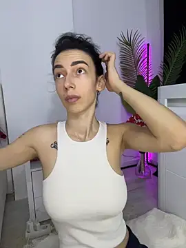 Celine Roxelle online show from 12-21-25, 07:43