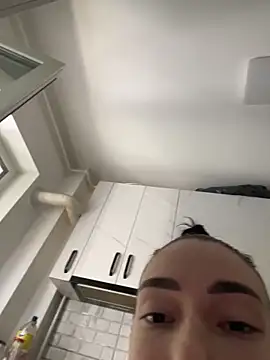 Celine Roxelle online show from 03-11-26, 02:12