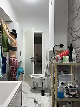 Celine Roxelle online show from 04-08-26, 12:38