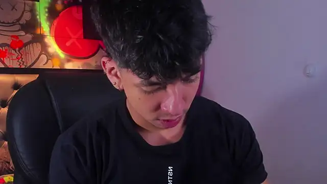 ISAAC CRYSTON online show from 09-17-25, 08:10