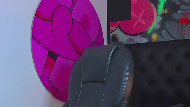 ISAAC CRYSTON online show from 10-02-25, 07:21