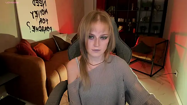 KiraMontoya online show from 10-21-25, 05:35