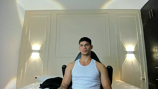 Snapshot of ANDRES_STUD chatting on 06-23-26, 03:26 ANDRES STUD online show from 06-23-26, 03:26