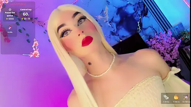 Snapshot of Irina_milkmaid chatting on 10-31-25, 07:15 Irina milkmaid online show from 10-31-25, 07:15