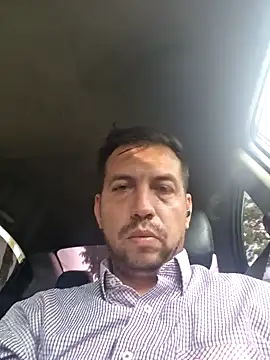 Snapshot of reyarturs13 chatting on 02-04-25, 09:41 reyarturs13 online show from 02-04-25, 09:41