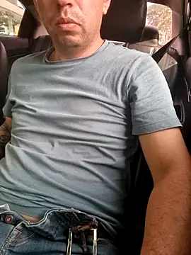 Snapshot of reyarturs13 chatting on 02-06-25, 09:06 reyarturs13 online show from 02-06-25, 09:06