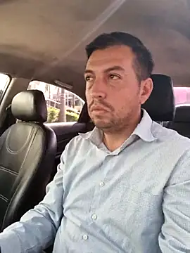 Snapshot of reyarturs13 chatting on 02-12-25, 02:43 reyarturs13 online show from 02-12-25, 02:43