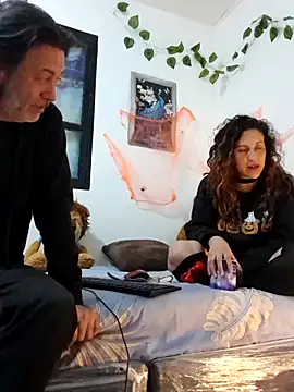 Snapshot of jeans_and_emma chatting on 11-01-25, 02:46 jeans and emma online show from 11-01-25, 02:46