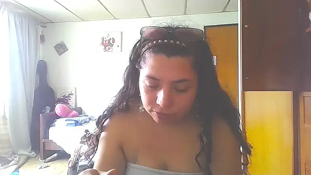 isabellapurple online show from 02-15-26, 03:42