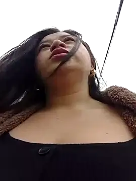 Snapshot of Sexy_Tifany chatting on 02-11-25, 06:33 Sexy Tifany online show from 02-11-25, 06:33