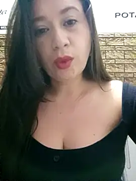 Snapshot of Sexy_Tifany chatting on 02-12-25, 12:37 Sexy Tifany online show from 02-12-25, 12:37