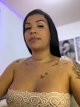 Snapshot of tinalove7 chatting on 07-02-26, 12:32 tinalove7 online show from 07-02-26, 12:32