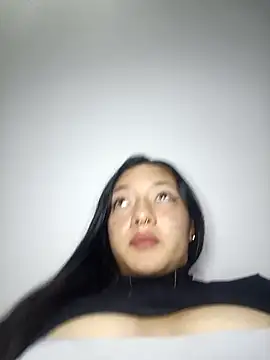 Snapshot of CuteHarper chatting on 03-18-25, 01:32 CuteHarper online show from 03-18-25, 01:32