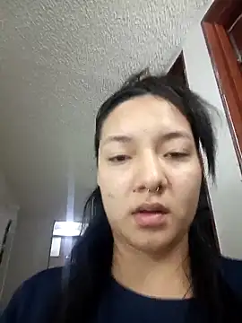 Snapshot of CuteHarper chatting on 10-23-25, 10:52 CuteHarper online show from 10-23-25, 10:52