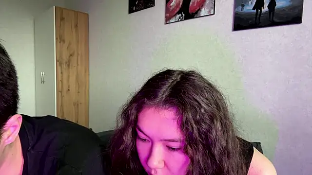 Tw1nFlame online show from 11-08-25, 10:26