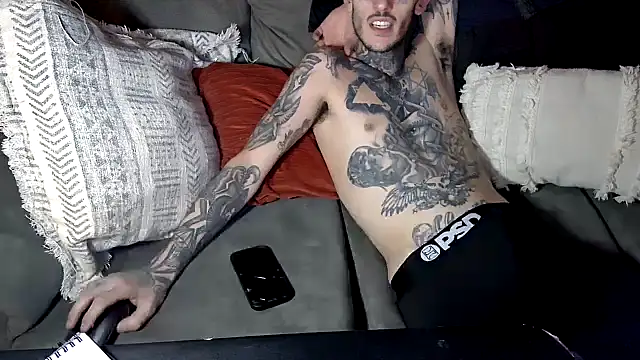 BadJewfucks online show from 12-21-25, 10:17