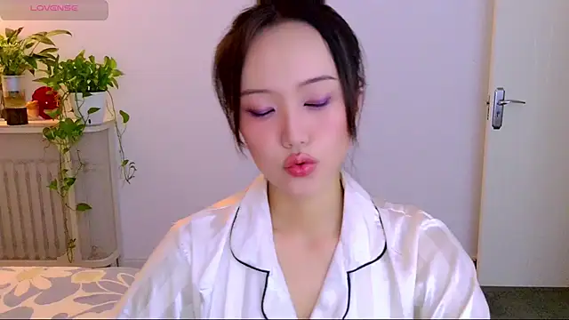 Snapshot of _misayu_99 chatting on 07-11-26, 07:11 misayu 99 online show from 07-11-26, 07:11
