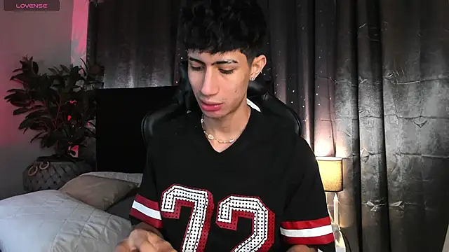 NovaaWheler online show from 03-10-26, 11:37