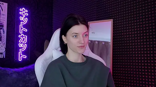 roxy riot  online show from 03-09-25, 01:35