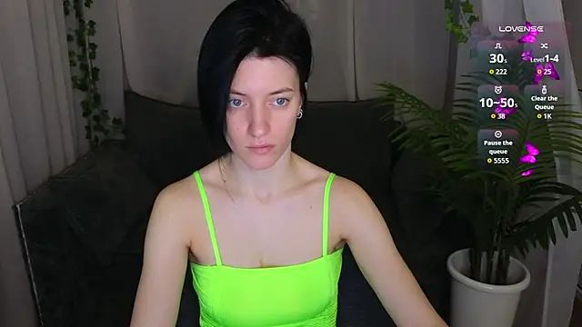 roxy riot  online show from 11-08-25, 01:28