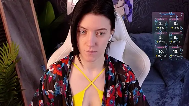 roxy riot  online show from 12-23-25, 01:25