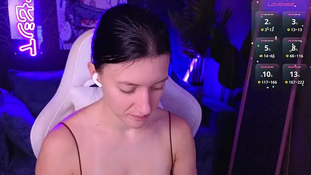 roxy riot  online show from 04-09-26, 01:38