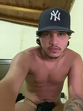 daniel6916 online show from 02-10-25, 03:57