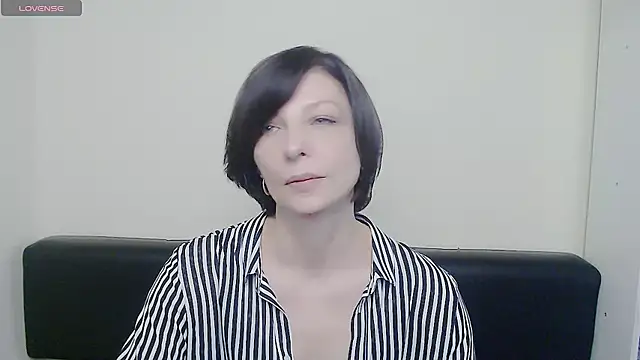  AngeliaFlow  online show from 02-24-25, 07:33