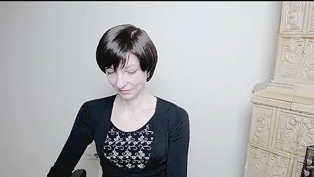  AngeliaFlow  online show from 03-19-25, 07:07