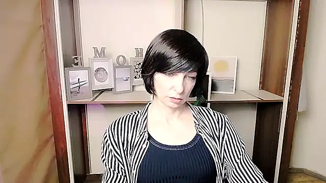  AngeliaFlow  online show from 02-14-26, 08:33