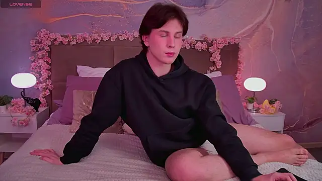 AdrianoAubert online show from 02-07-26, 03:10