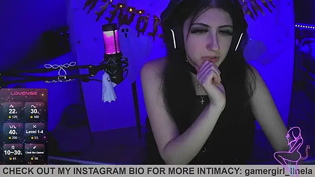 Gamergirl-Linela online show from 10-28-25, 09:50