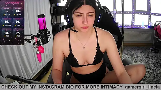 Gamergirl-Linela online show from 04-11-26, 04:33