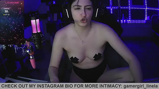 Snapshot of Gamergirl-Linela chatting on 05-26-26, 10:28 Gamergirl-Linela online show from 05-26-26, 10:28