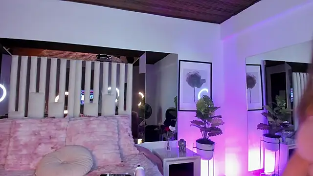 Cloee Rainbow1 online show from 11-13-25, 11:42