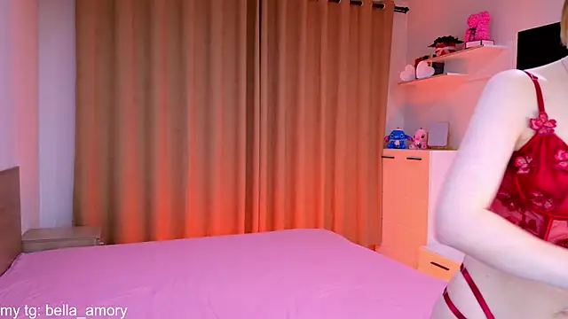 Snapshot of Bella_amory chatting on 11-28-25, 06:21 Bella amory online show from 11-28-25, 06:21