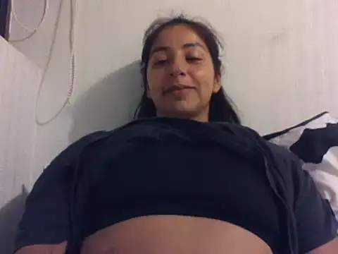 Snapshot of MaiPandora chatting on 02-11-25, 03:29 MaiPandora online show from 02-11-25, 03:29