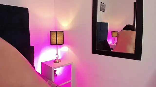 Snapshot of _michonne_ chatting on 02-17-25, 11:31 michonne online show from 02-17-25, 11:31