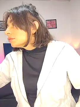 Snapshot of _michonne_ chatting on 02-18-25, 07:41 michonne online show from 02-18-25, 07:41