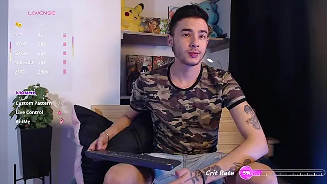 Snapshot of kyle_clint07 chatting on 10-02-25, 04:25 kyle clint07 online show from 10-02-25, 04:25