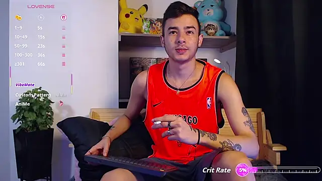 Snapshot of kyle_clint07 chatting on 10-08-25, 06:49 kyle clint07 online show from 10-08-25, 06:49