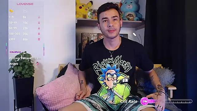 Snapshot of kyle_clint07 chatting on 10-13-25, 02:00 kyle clint07 online show from 10-13-25, 02:00