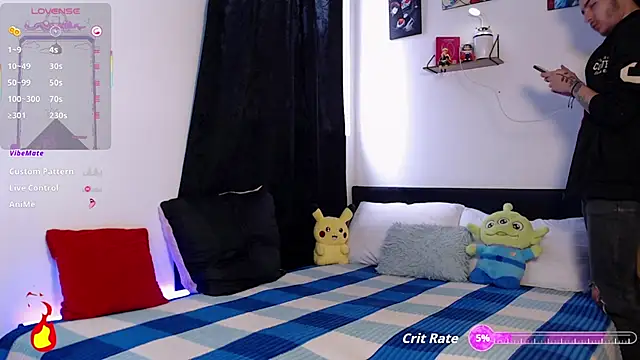 Snapshot of kyle_clint07 chatting on 11-19-25, 07:03 kyle clint07 online show from 11-19-25, 07:03