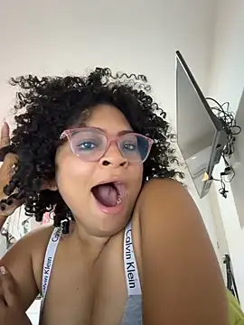 Tana latin online show from 04-17-26, 02:25