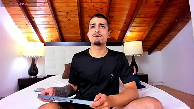 Sebastian Berne online show from 02-12-25, 07:35