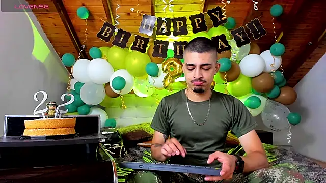 Sebastian Berne online show from 02-21-25, 01:22