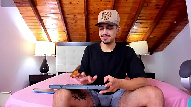 Sebastian Berne online show from 03-03-25, 07:49