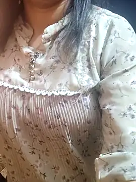 Your cutiepie  online show from 02-21-25, 02:27